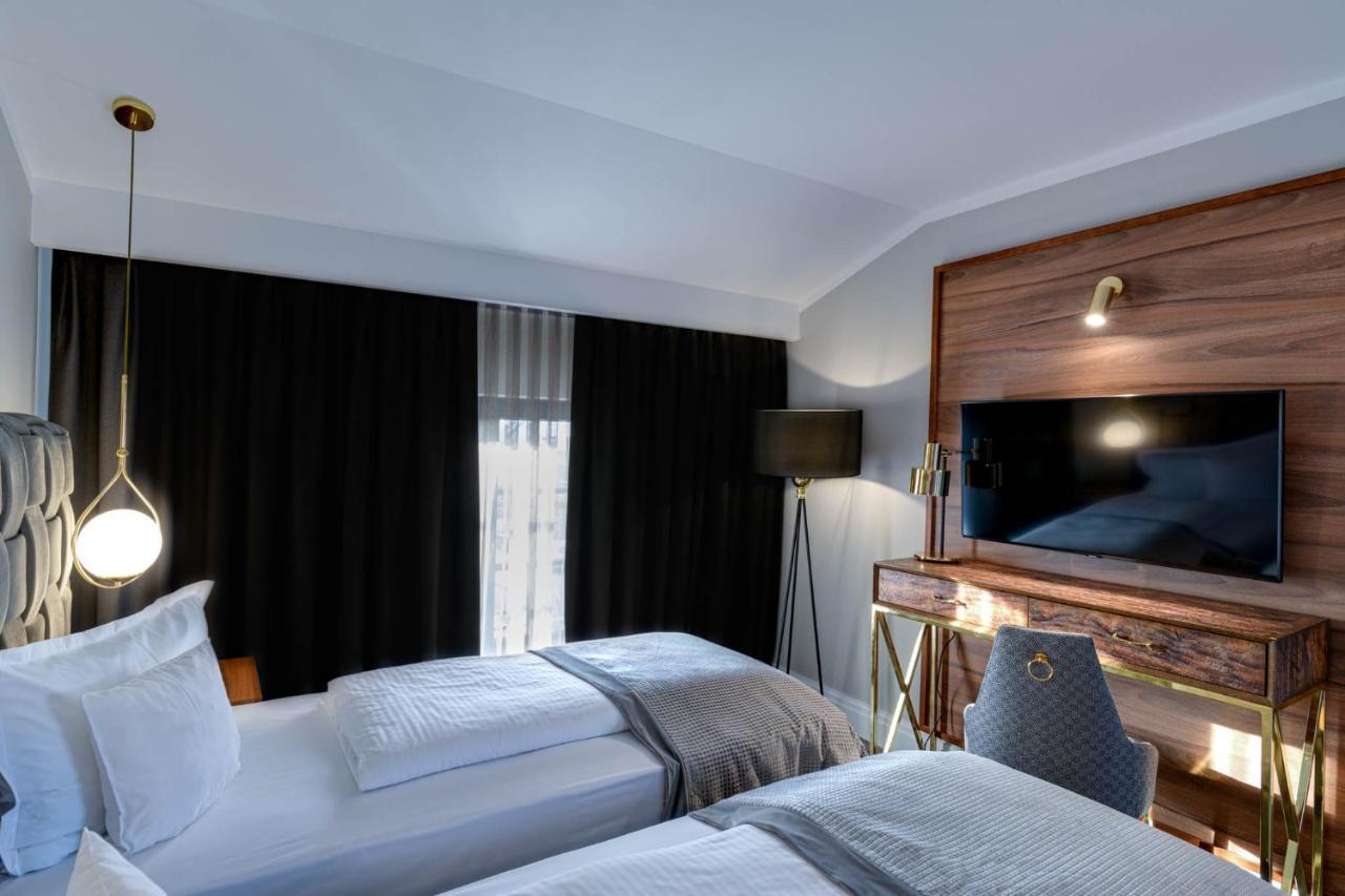 Boutique Donna Anna Hotel 4*
